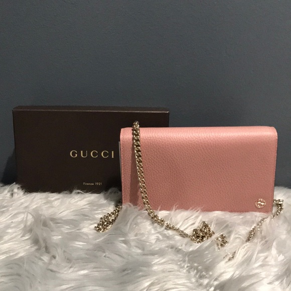 Gucci Handbags - Gucci crossbody